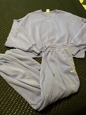 Nike Light Blue Phoenix Crewneck Sweatshirt & Jogger Set